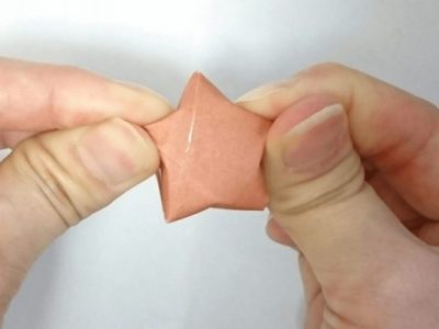 折り紙で作る幸せを運ぶラッキースター 作り方のコツと応用編 Fecy